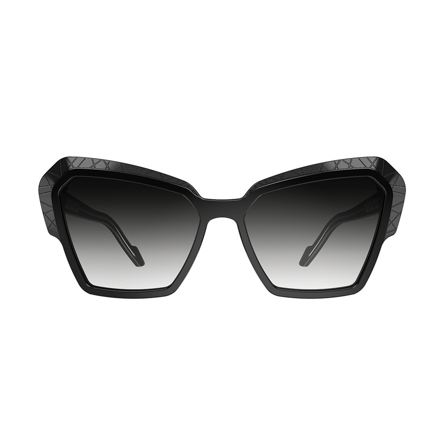 Noir NR04